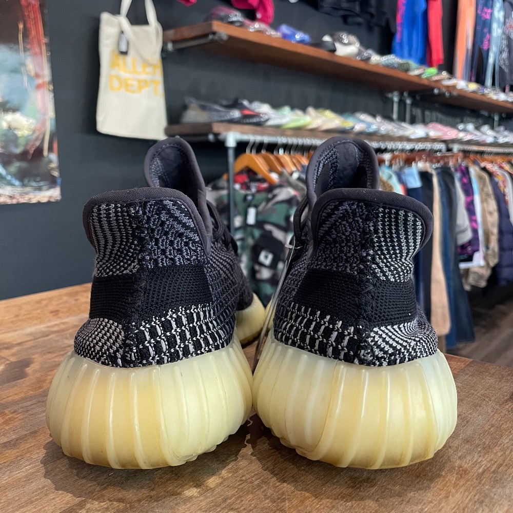Yeezy 350 V2 Carbon (No Box) - Size 12