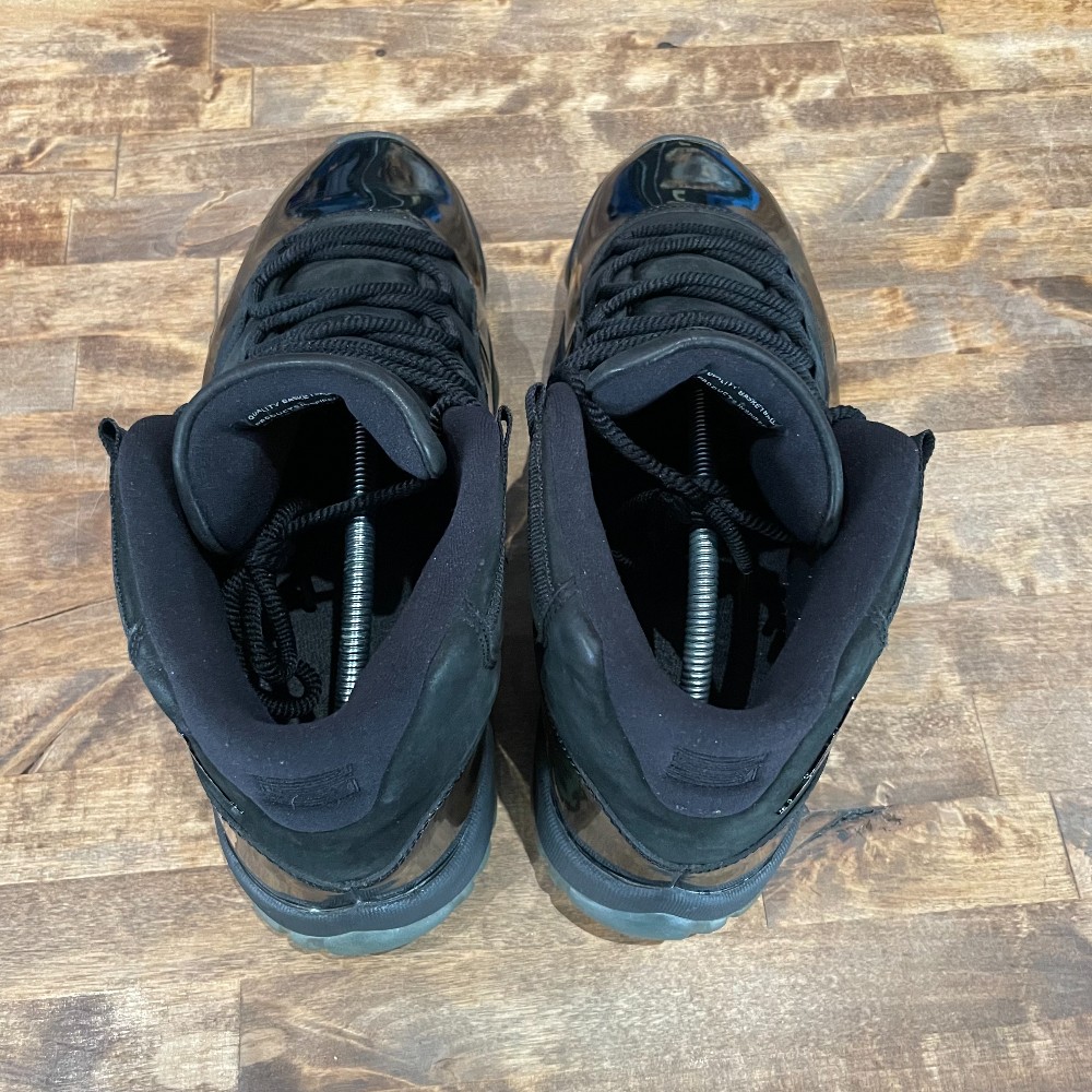 Jordan 11 Retro Cap & Gown (No Box) - Size 12