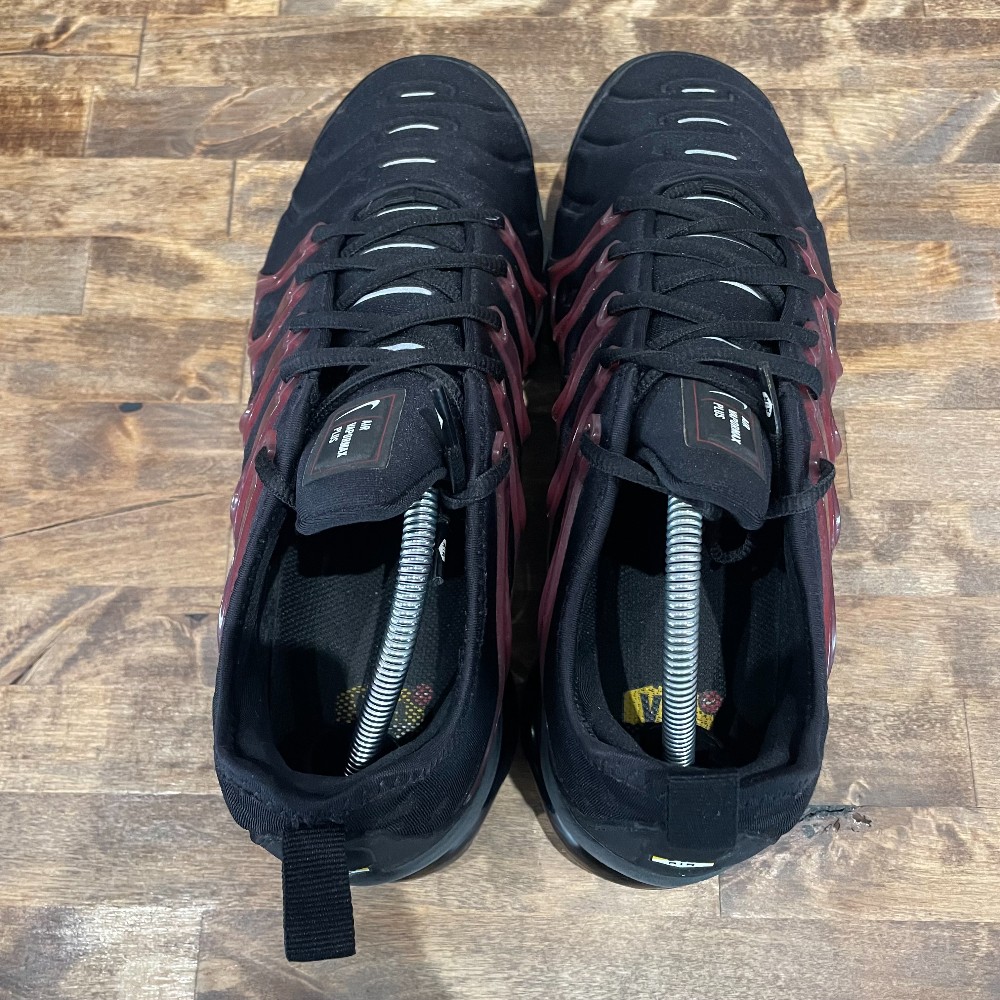 Nike Vapor Max Black Noble Red (NO BOX) - Size 10.5