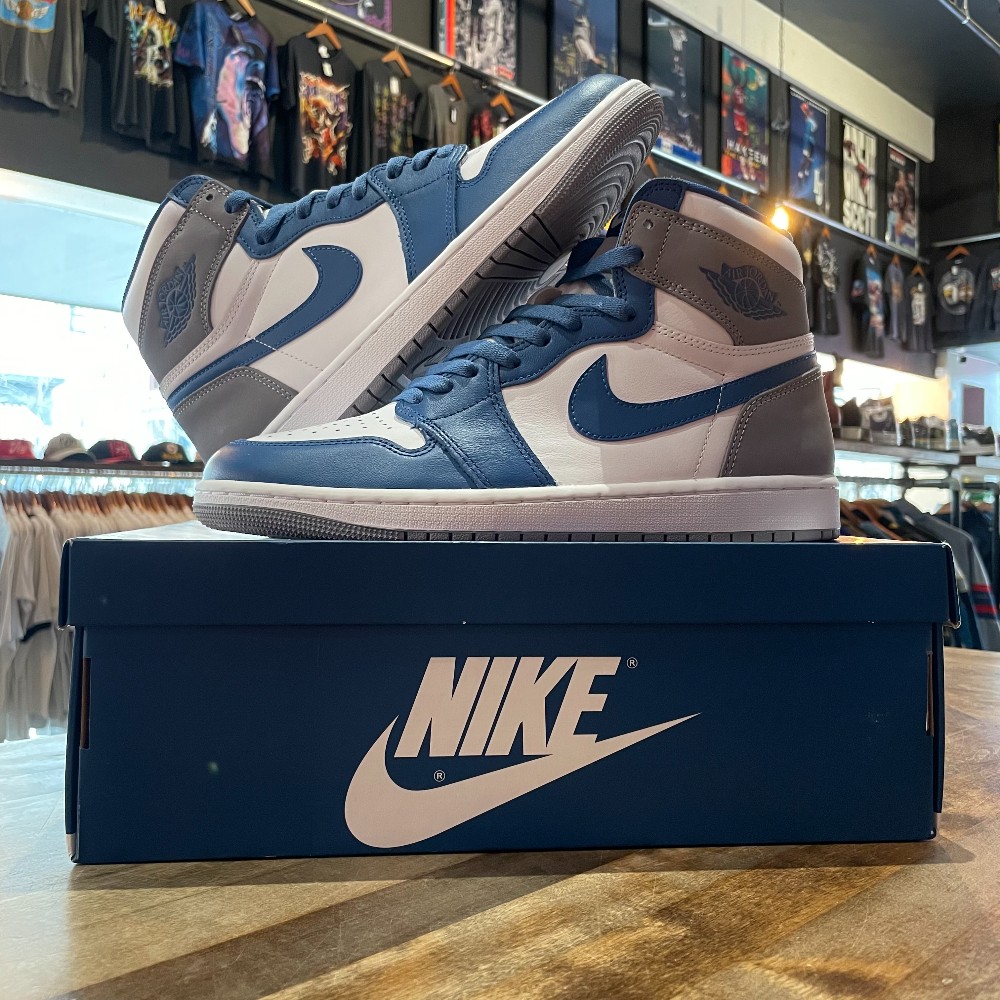 Jordan 1 Retro High True Blue - Size 10