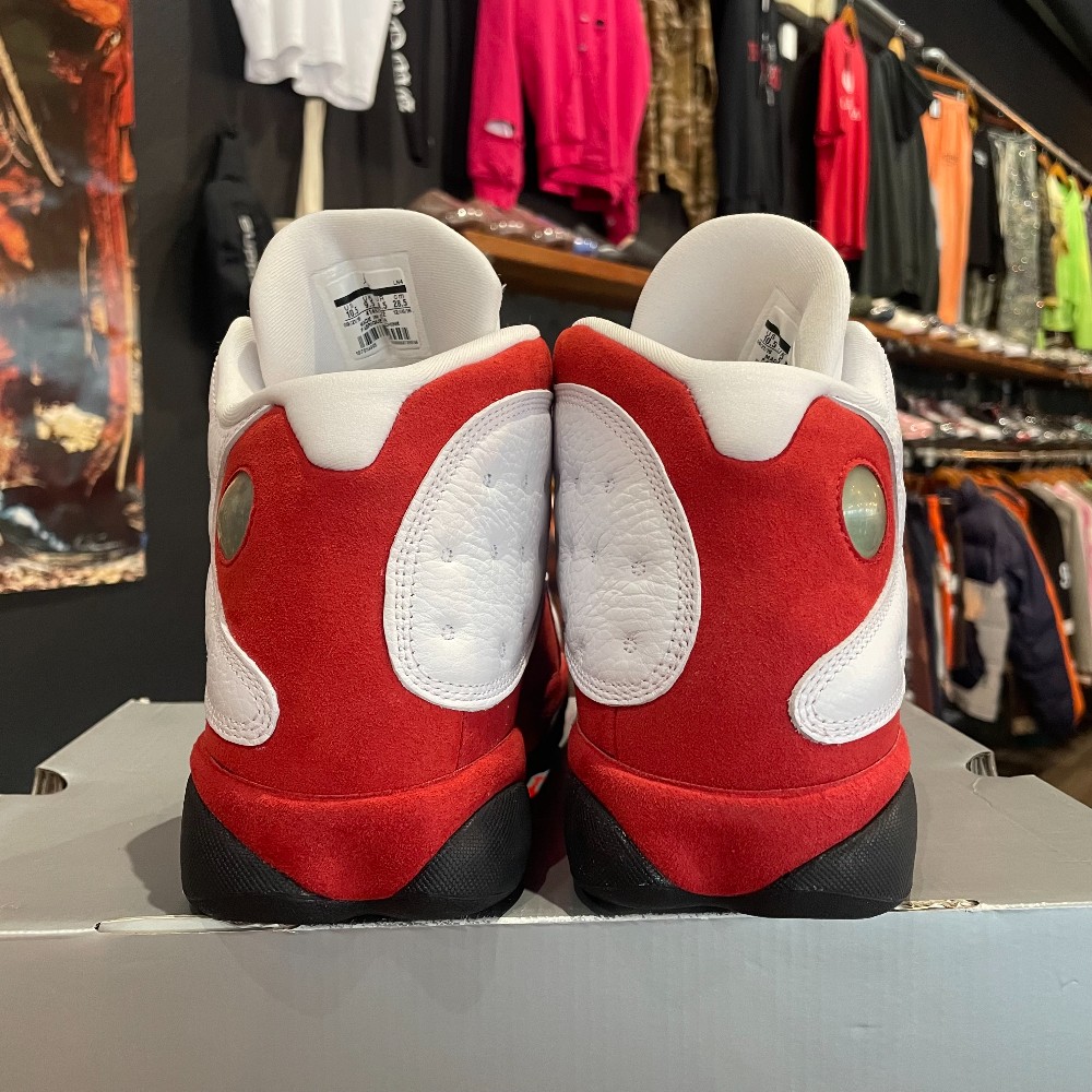 Jordan 13 Retro OG Chicago (2017) - Size 10.5