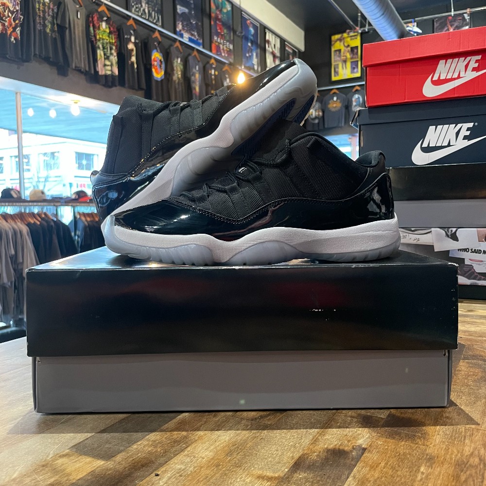 Jordan 11 Retro Low Space Jam (2024) - Size 10.5