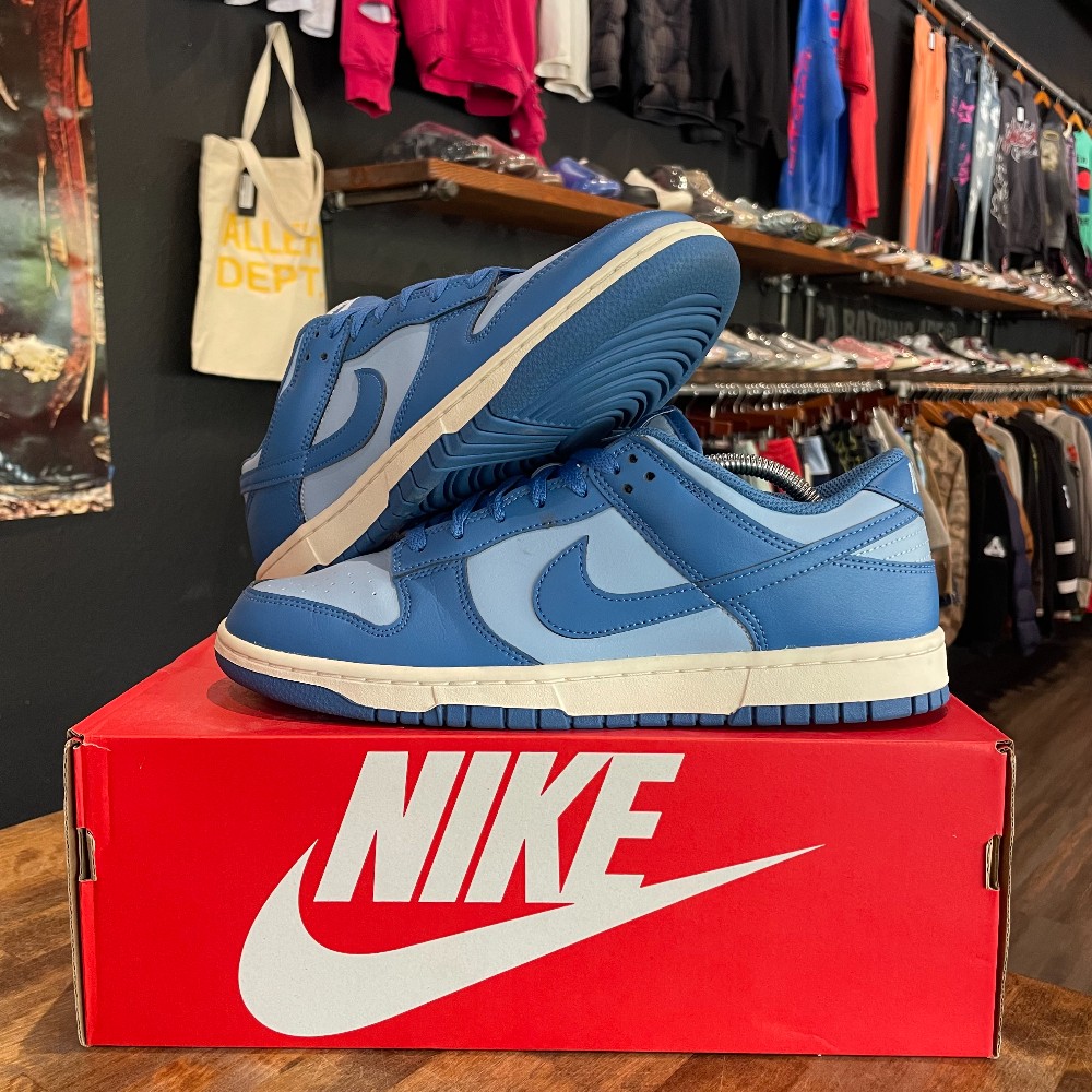 Dunk Low Psychic Blue - Size 10.5