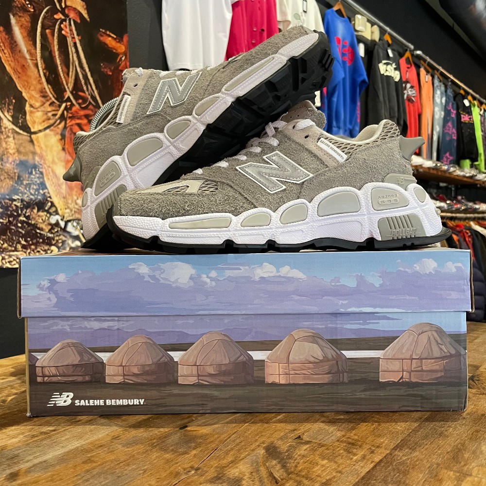 Salehe Bembury NB 574 Yurt Shark Skin - Size 11