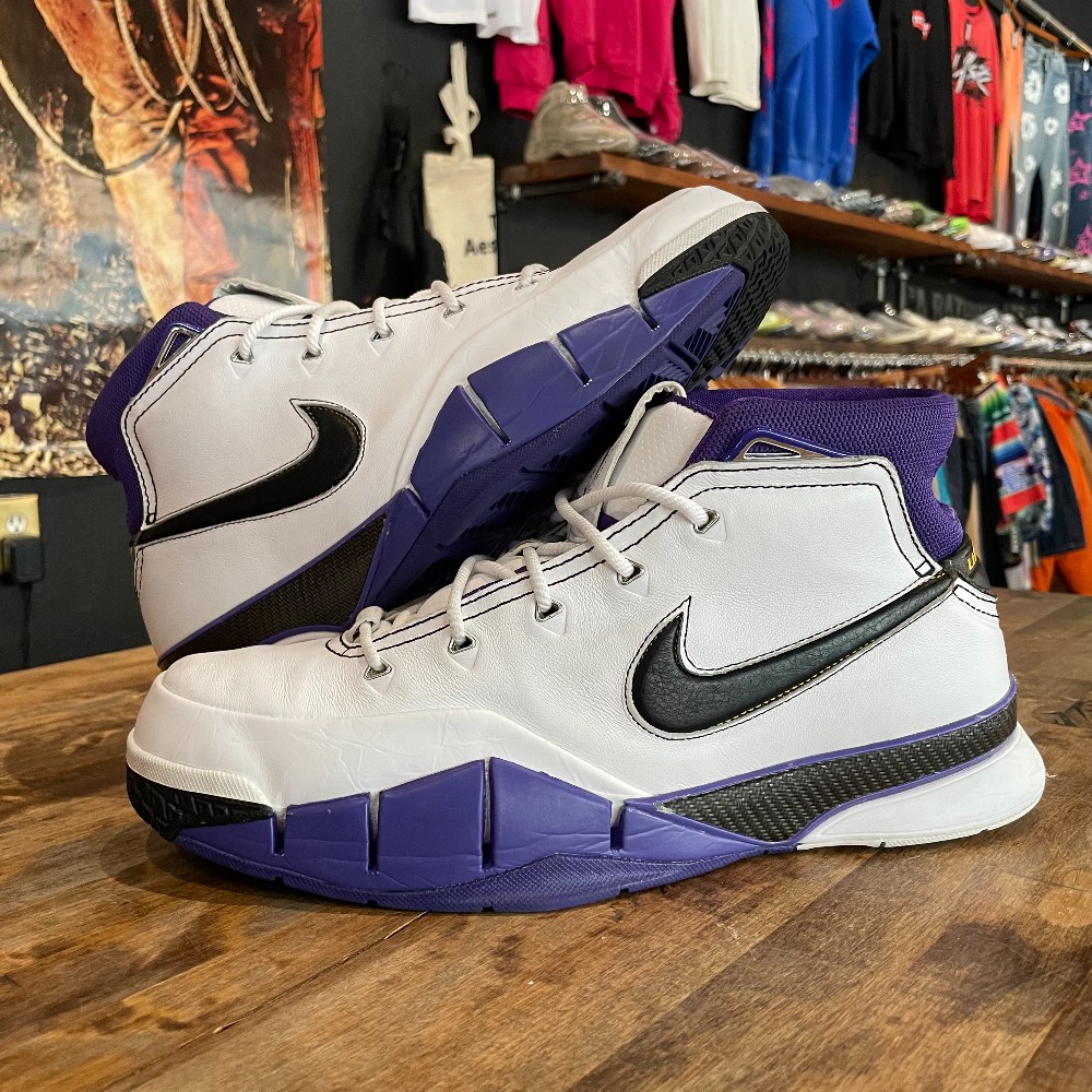 Nike Zoom Kobe 1 Protro 81 Points (NO BOX) - Size 11.5