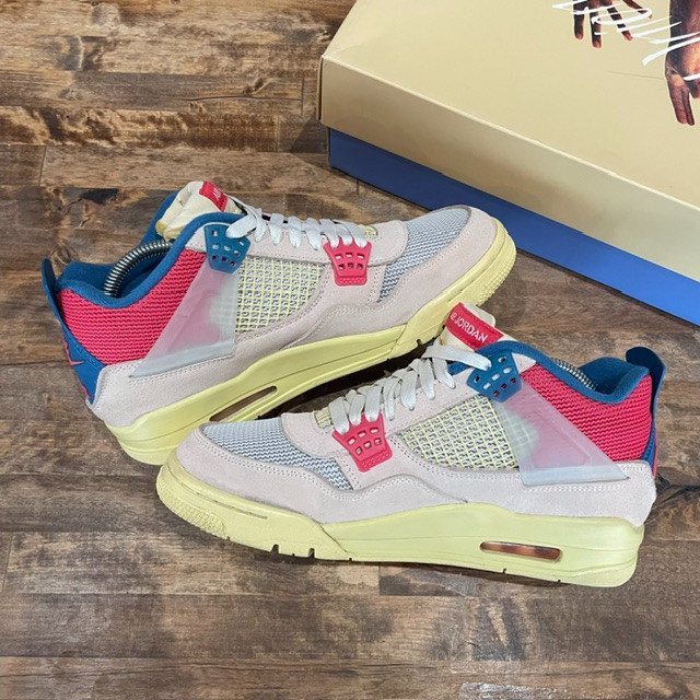 Union x Jordan 4 Retro Guava - Size 8.5