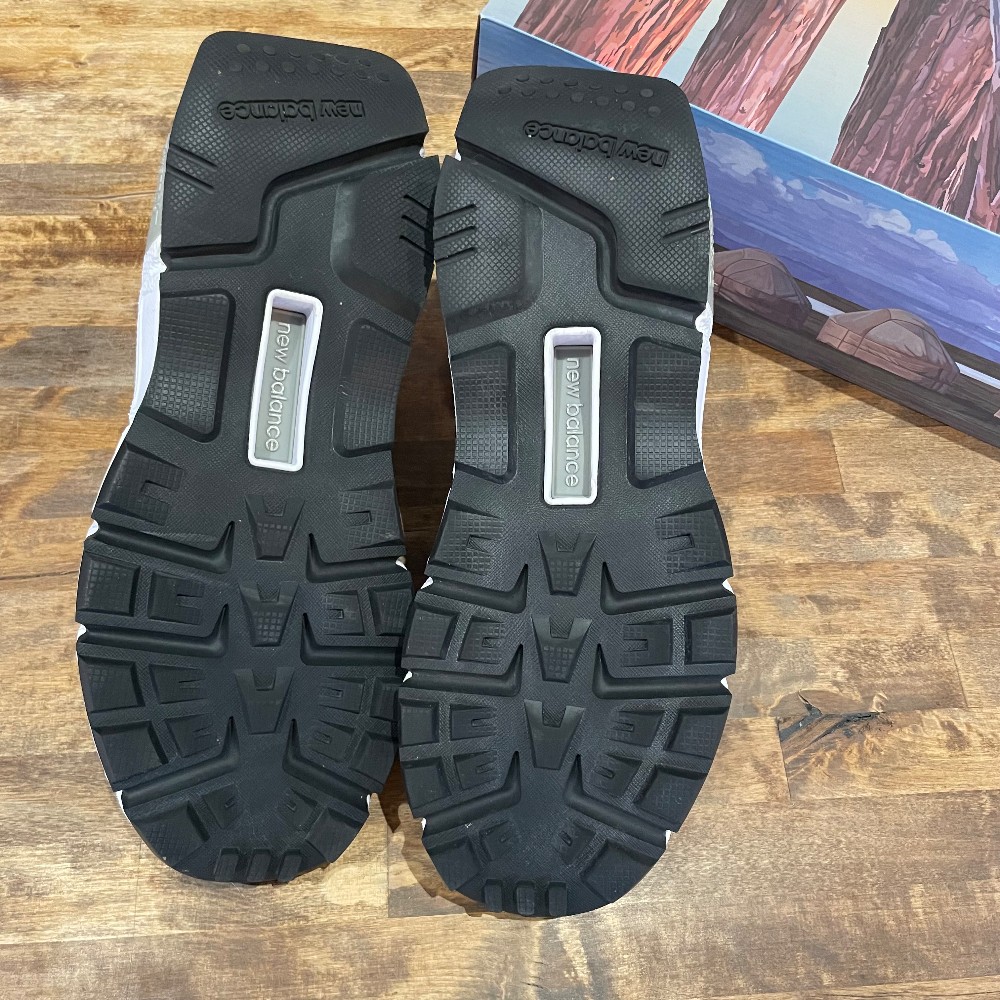 Salehe Bembury NB 574 Yurt Shark Skin - Size 11