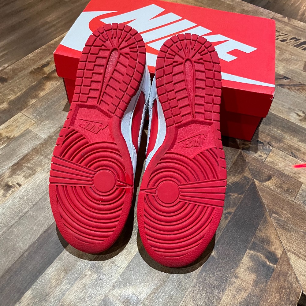 Dunk Low Championship Red - Size 8.5