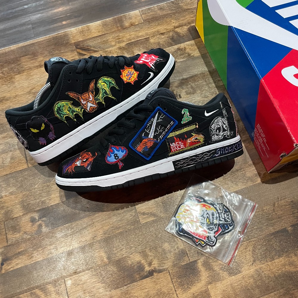 Nike SB Dunk Low Neckface - Size 9.5