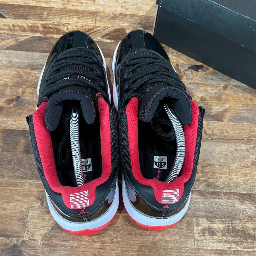 Jordan 11 Low Bred (2015) - Size 10.5
