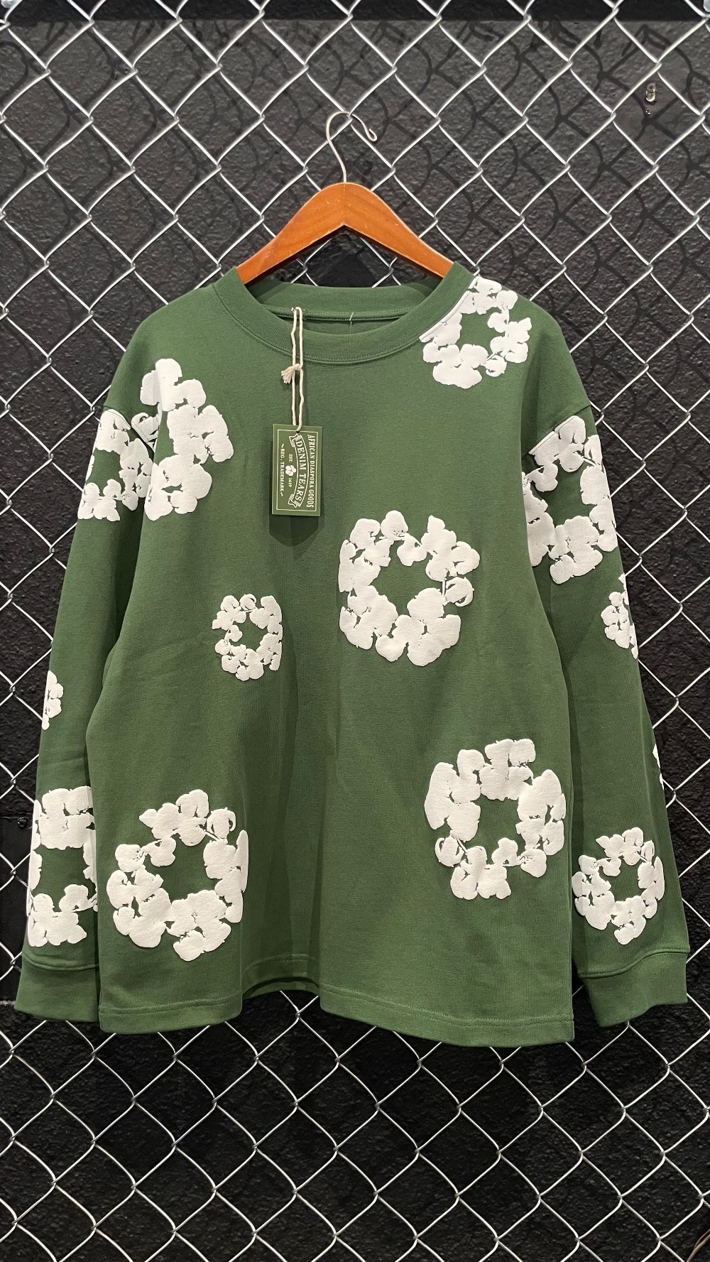 Denim Tears Green Cotton Wreath Longsleeve - L