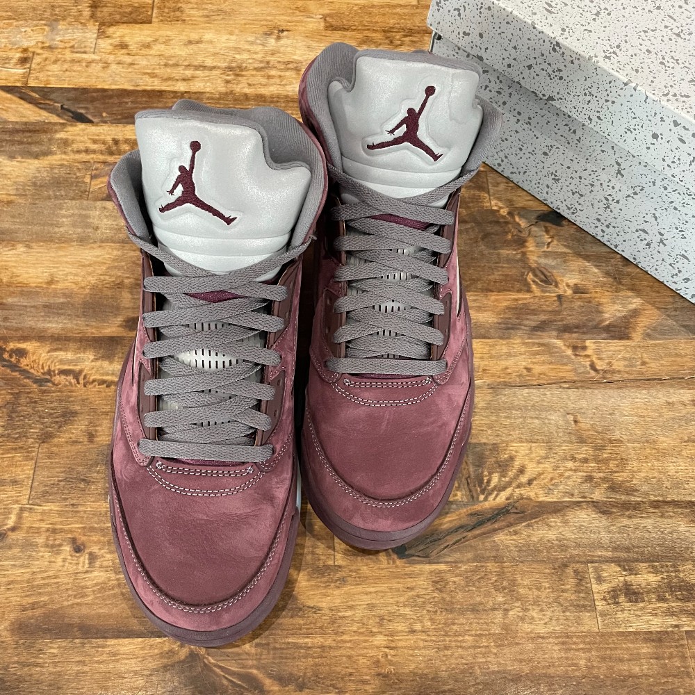Jordan 5 Retro Burgundy - Size 10.5