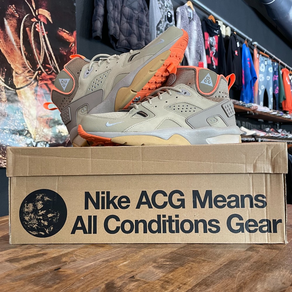 Nike ACG Air Mowab Limestone - Size 11.5