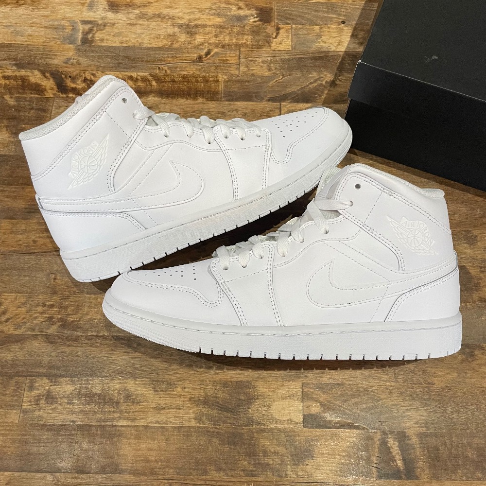 Jordan 1 Mid Triple White (Replacement Box) - Size 9