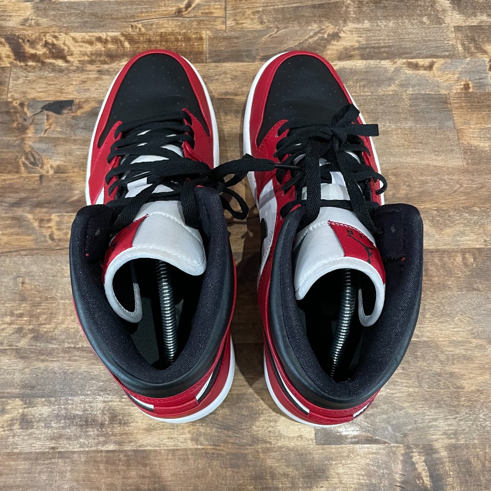 Jordan 1 Mid Chicago Toe (No Box) - Size 11.5