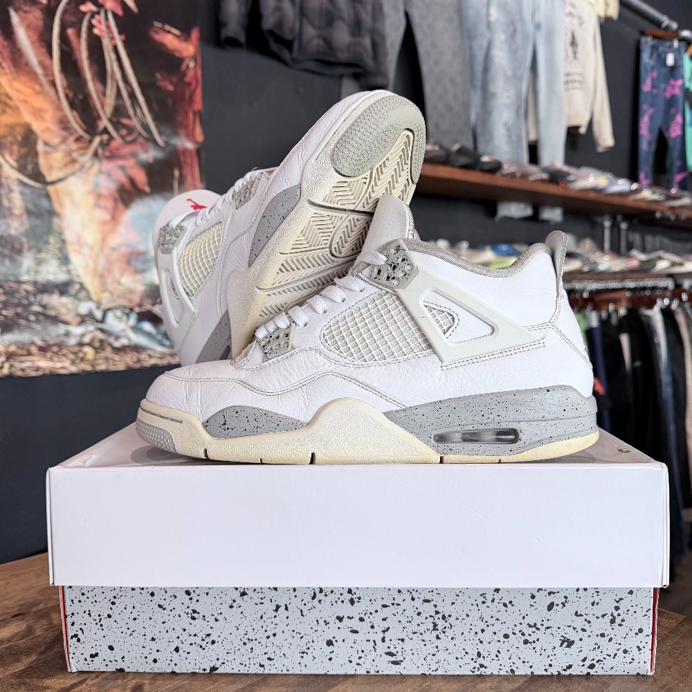 Jordan 4 Retro White Oreo - Size 10.5
