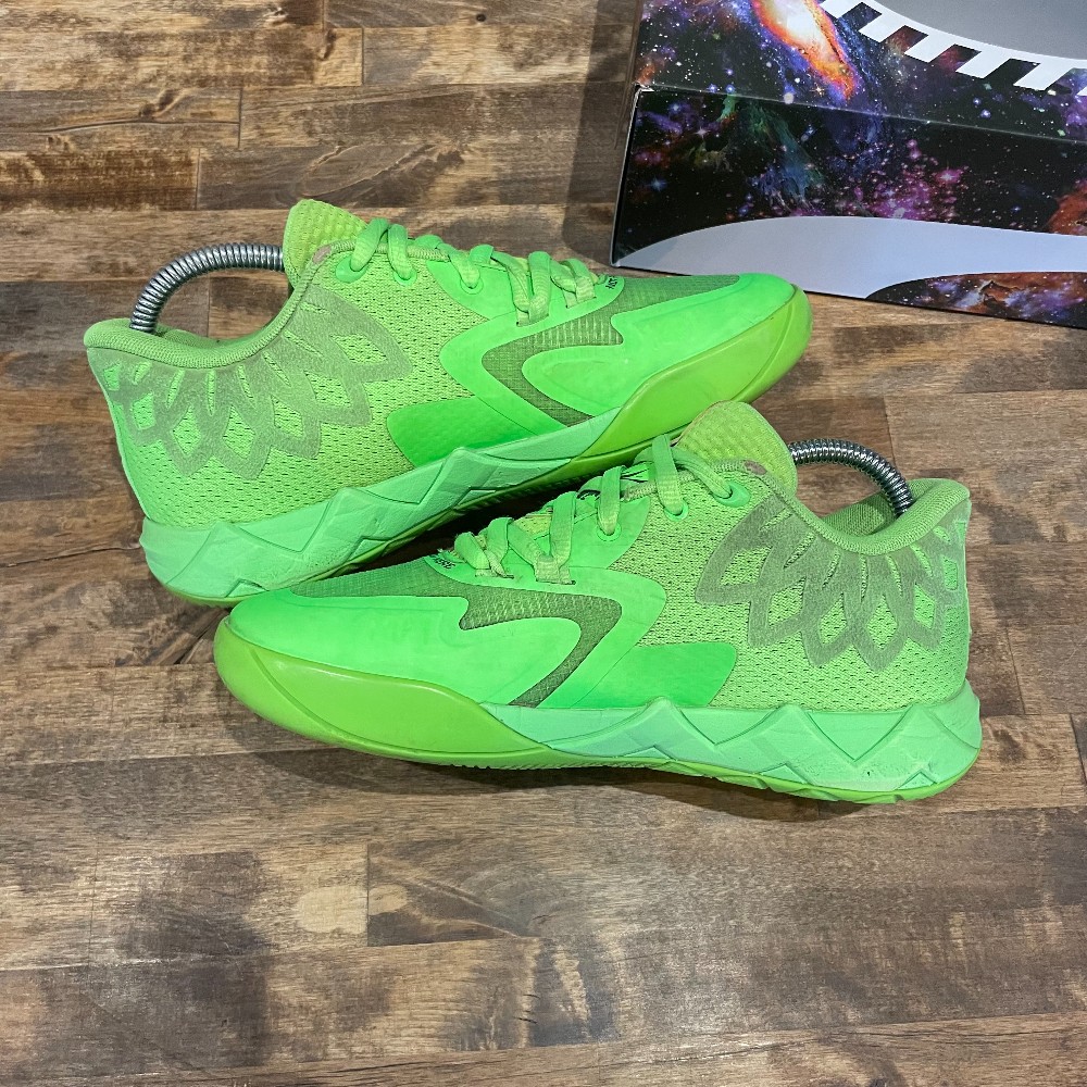 Puma LaMelo Ball MB.01 Lo (GS) Green Gecko - Size 6