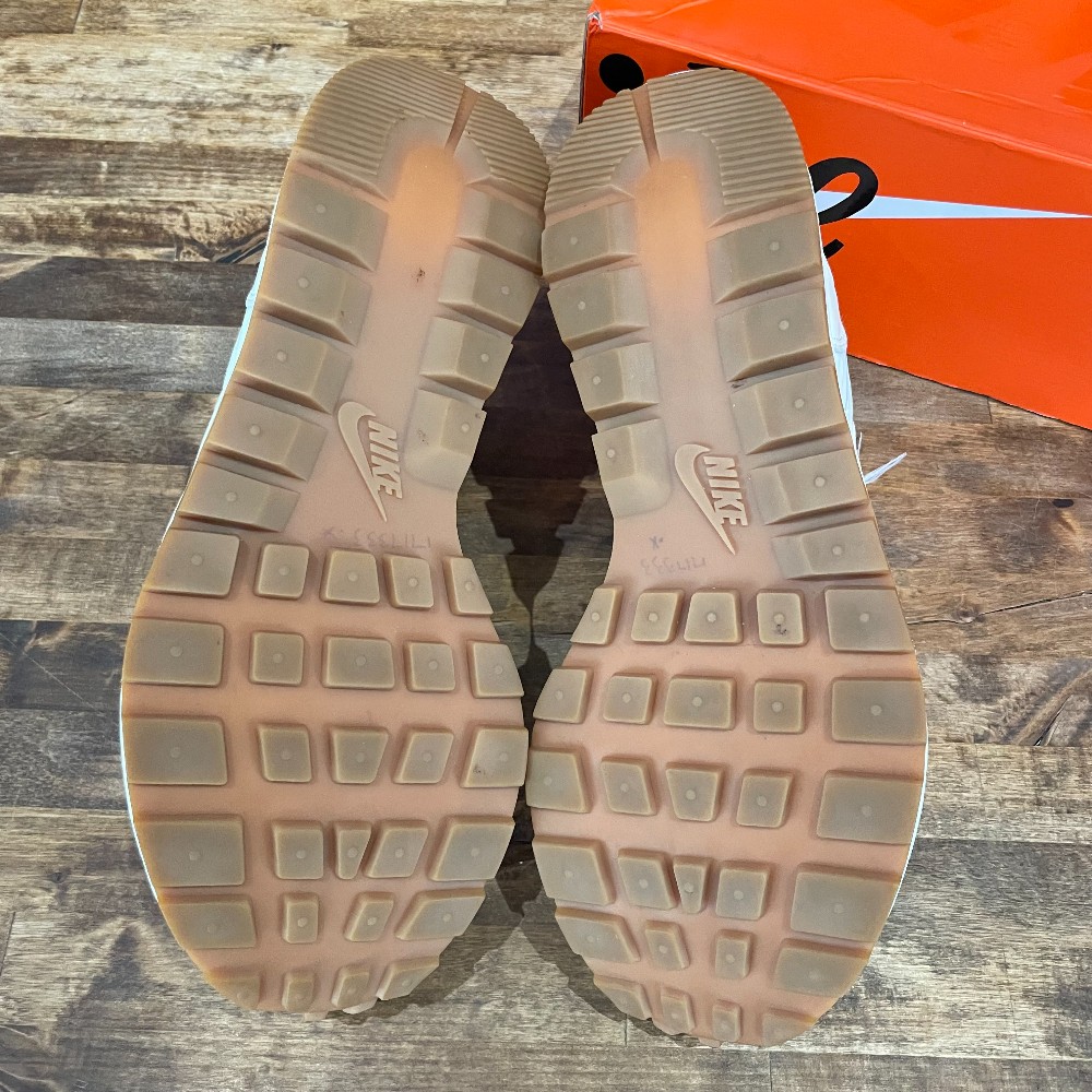 sacai x Nike Vaporwaffle Sail/Gum - Size 11