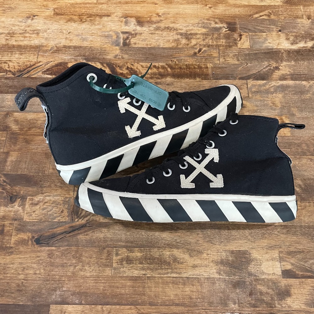 Off-White Vulcanized Black (NO BOX) - Size 43 (10)