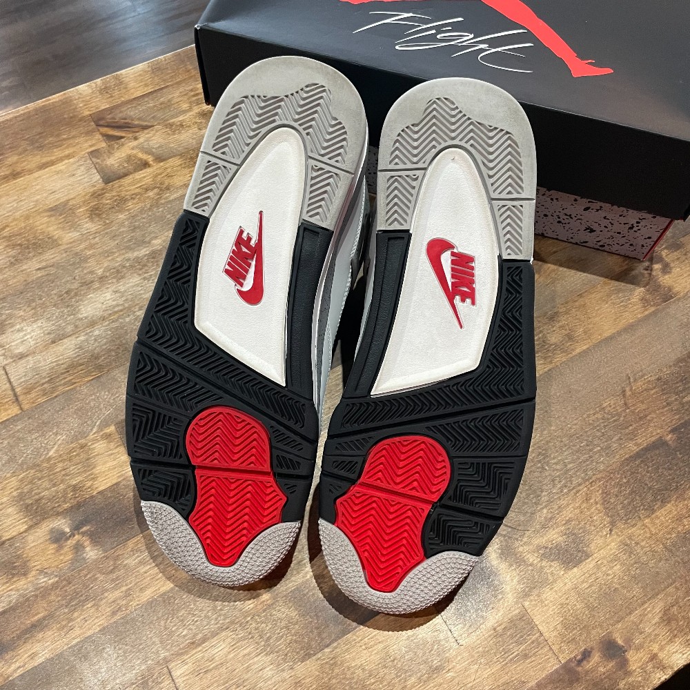 Jordan 4 White Cement - Size 11