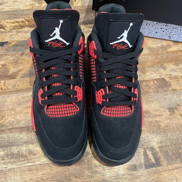 Jordan 4 Red Thunder - Size 10.5