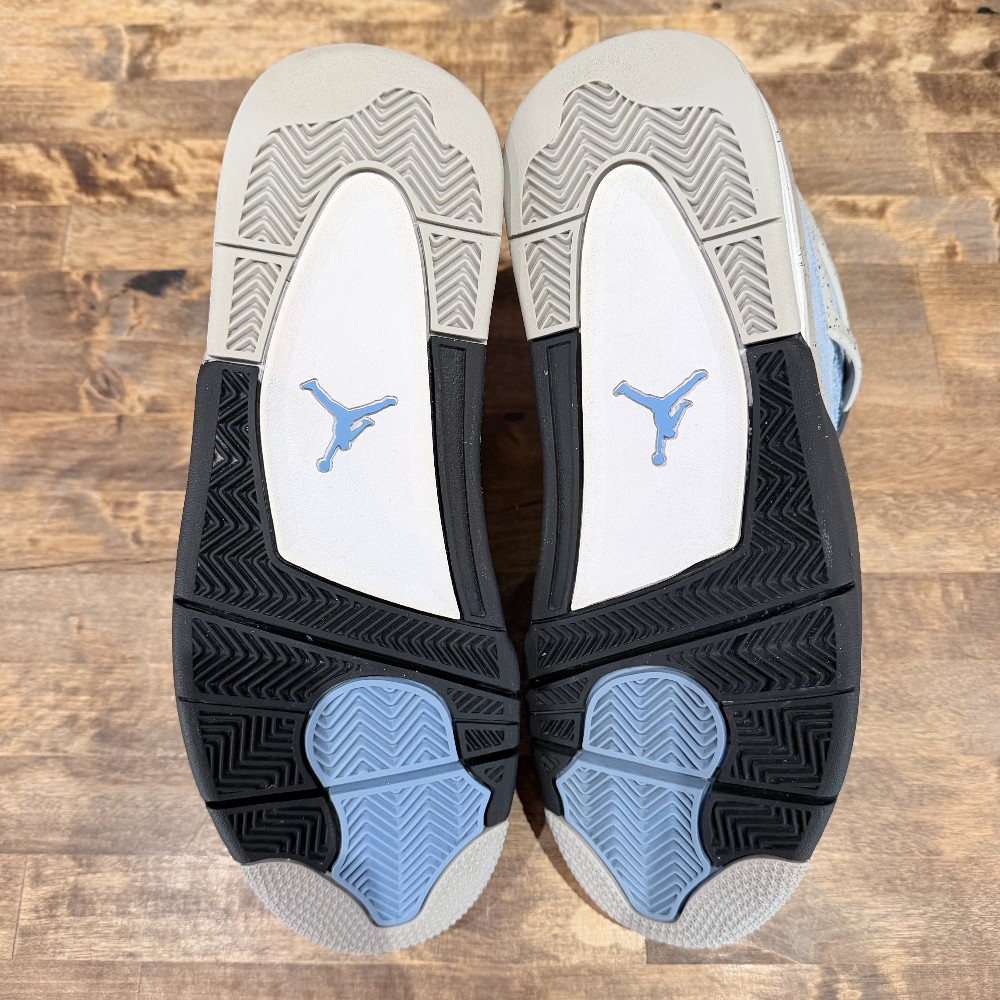 Jordan 4 Retro University Blue - Size 10