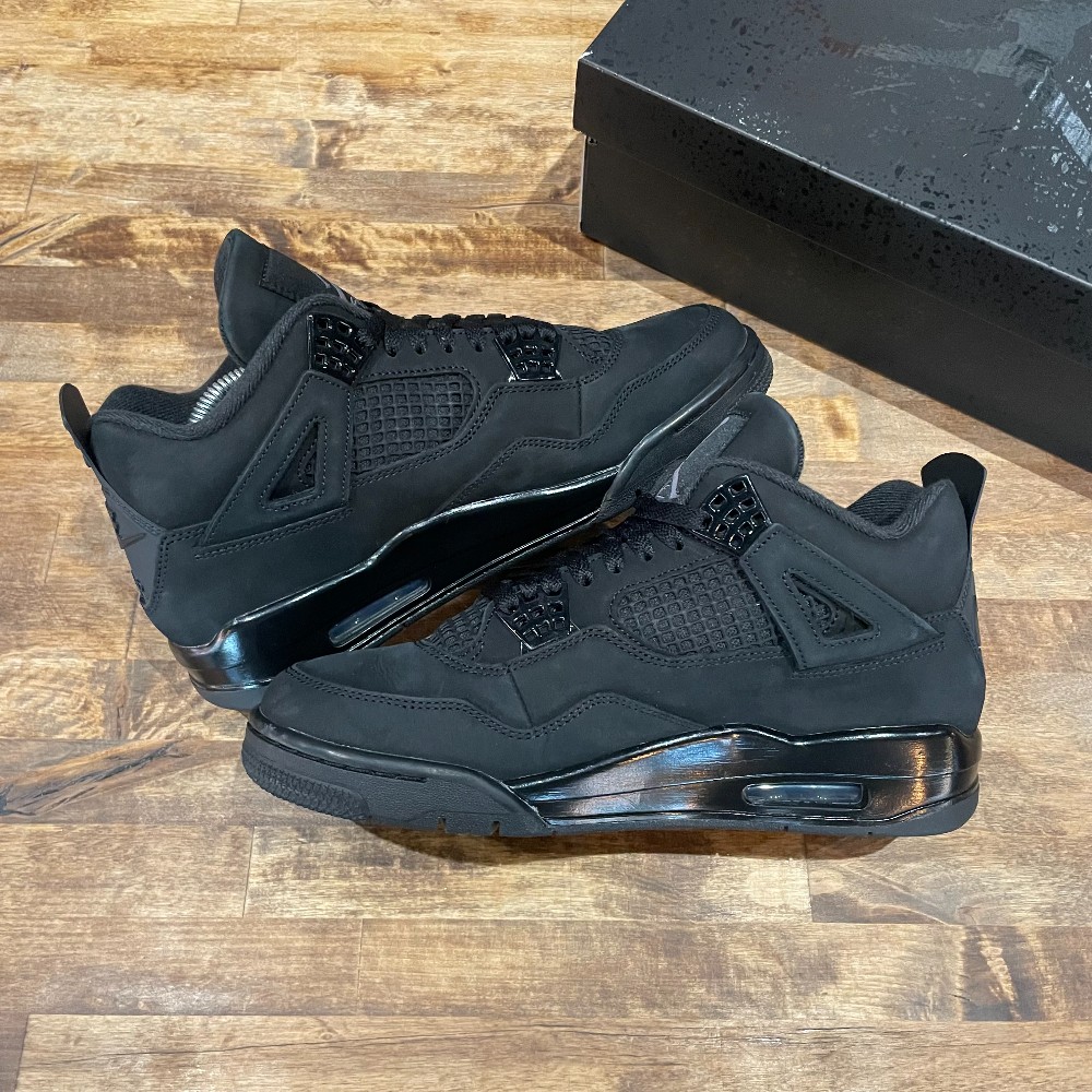 Jordan 4 Retro Black Cat (2025) - Size 9