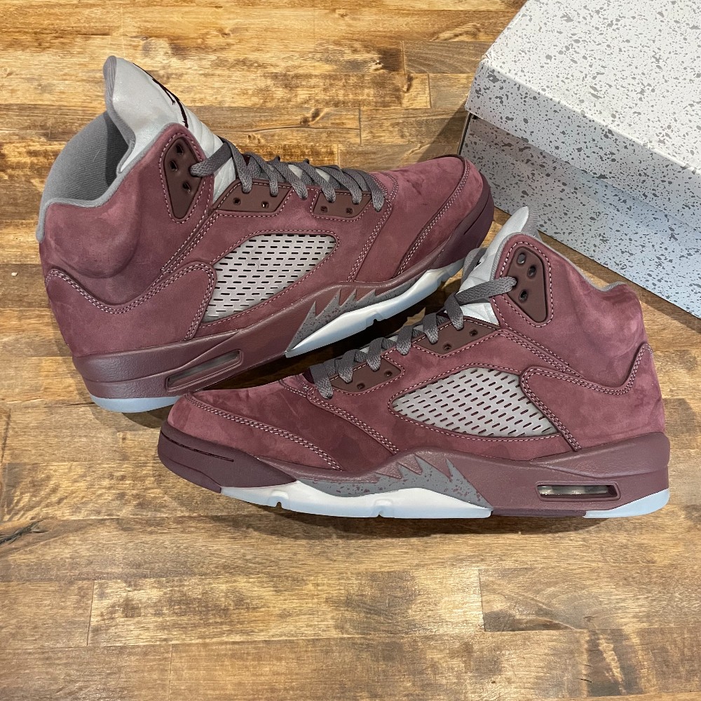 Jordan 5 Retro Burgundy - Size 10.5