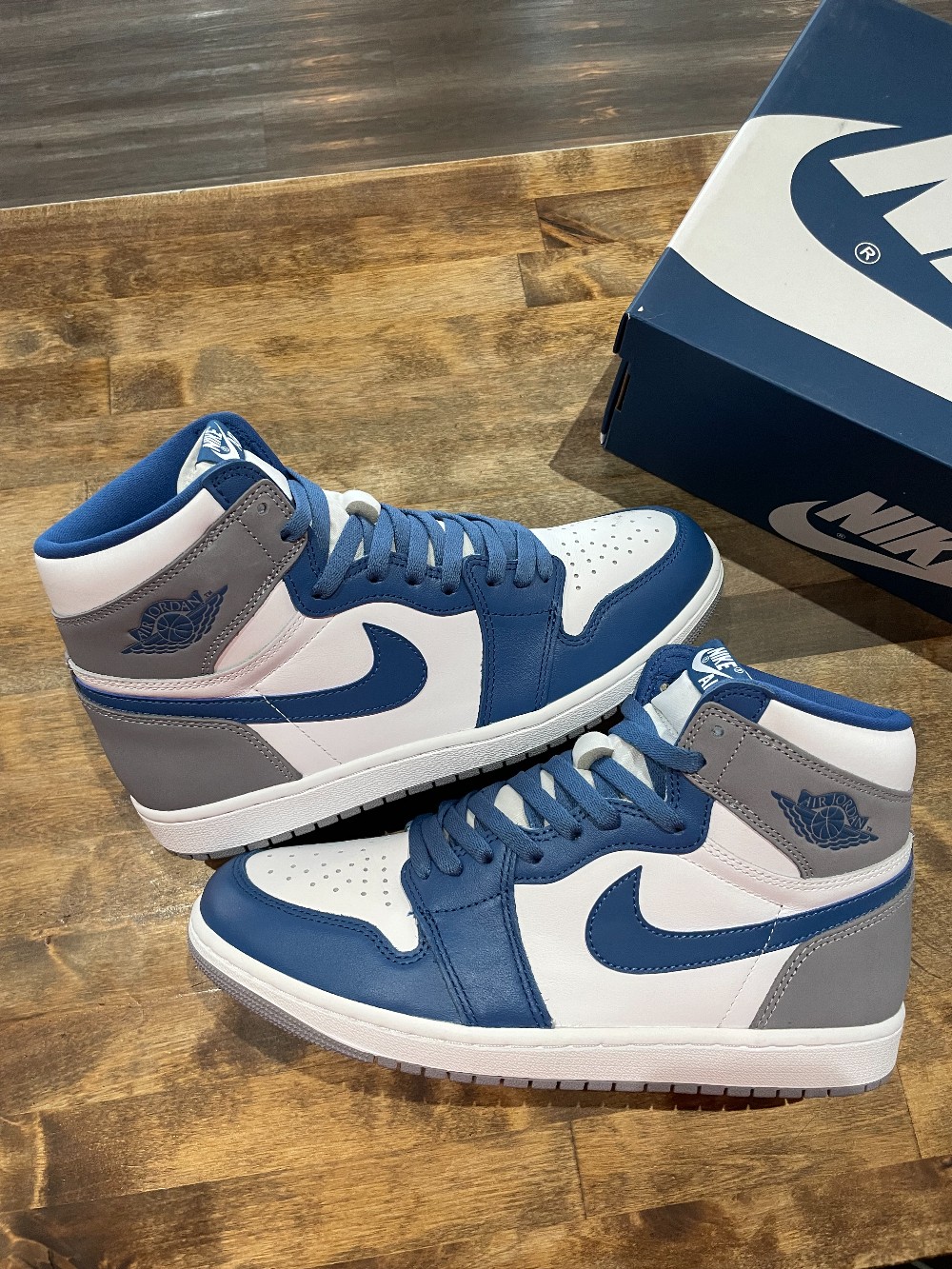 Jordan 1 Retro High True Blue - Size 10