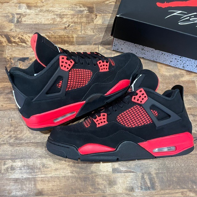 Jordan 4 Red Thunder - Size 10.5