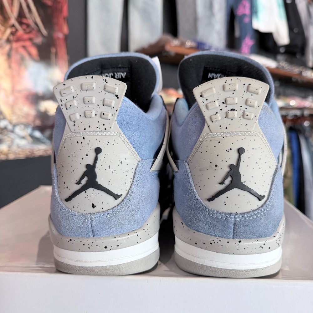 Jordan 4 University Blue - Size 11