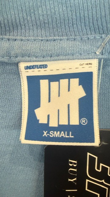 Undefeated U Man Basketball Tee - S