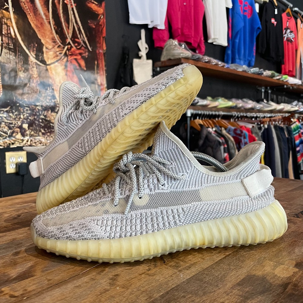 Yeezy 350 V2 Static NRF (NO BOX) - Size 10