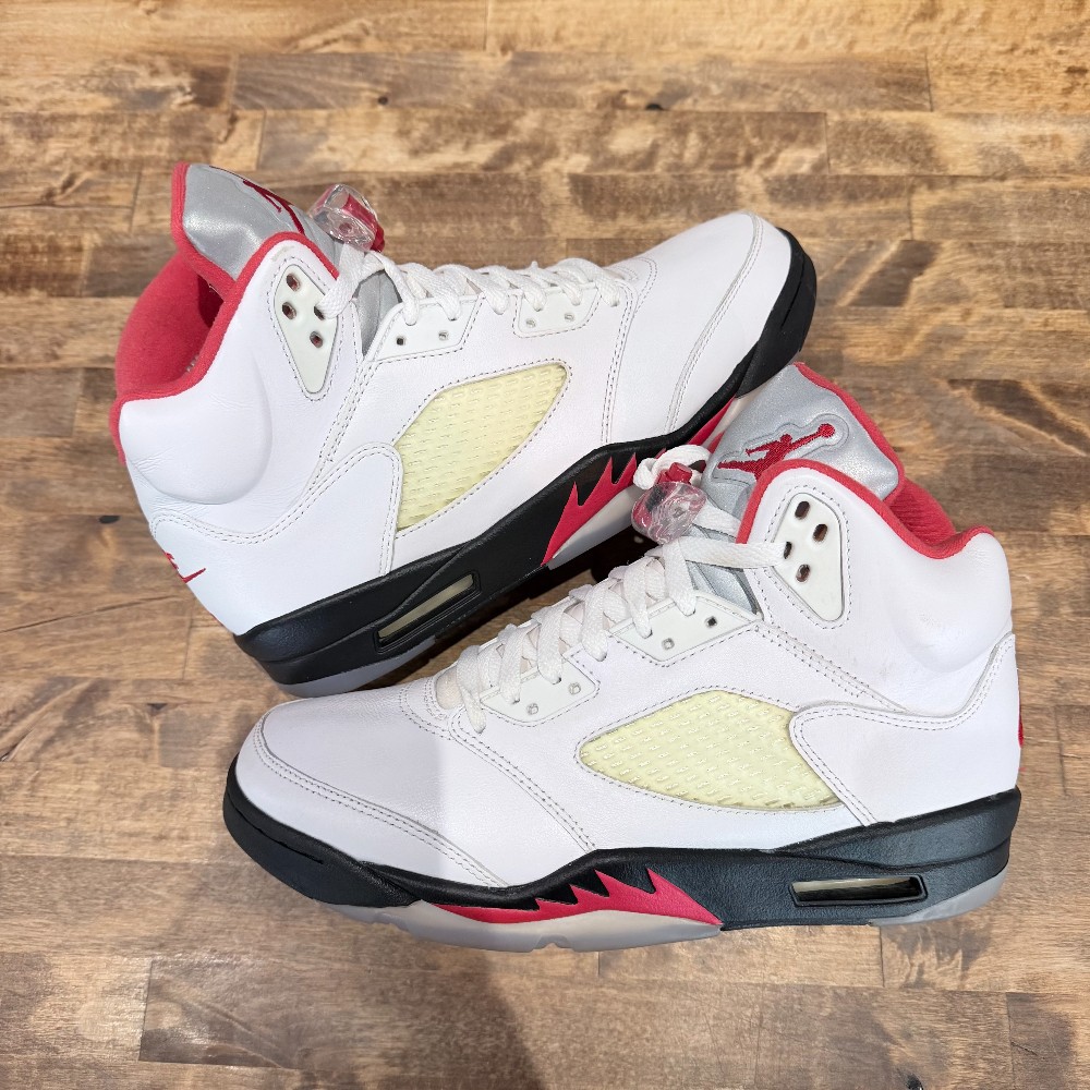 Jordan 5 Retro Fire Red (2020) [No Box] - Size 8