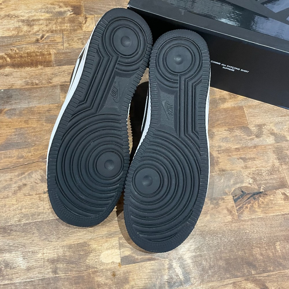 Nike x Supreme x CDG Air Force 1 - Size 9