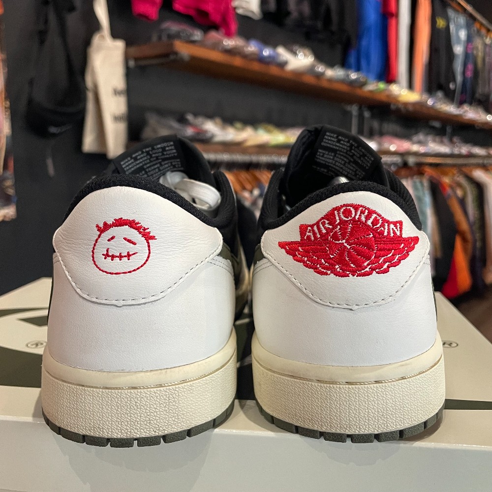Travis Scott x Jordan 1 Retro Low OG (W) Olive - Size 12.5W