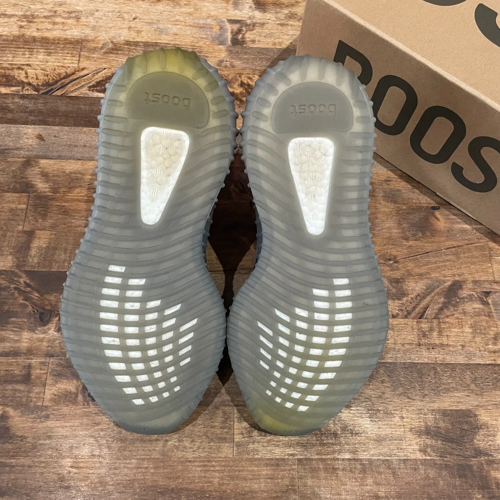 Adidas Yeezy 350 V2 Beluga 2.0 - Size 6