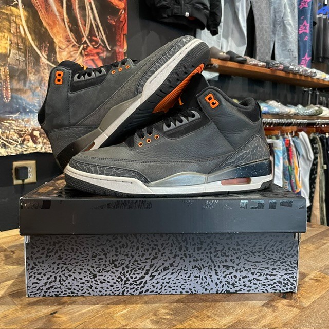 Jordan 3 Retro Fear (2023) - Size 9.5