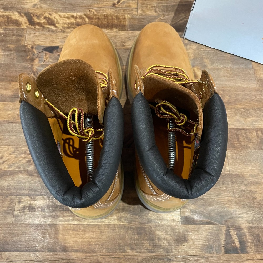 Timberland 6 Inch Boot Waterproof - Size 9.5