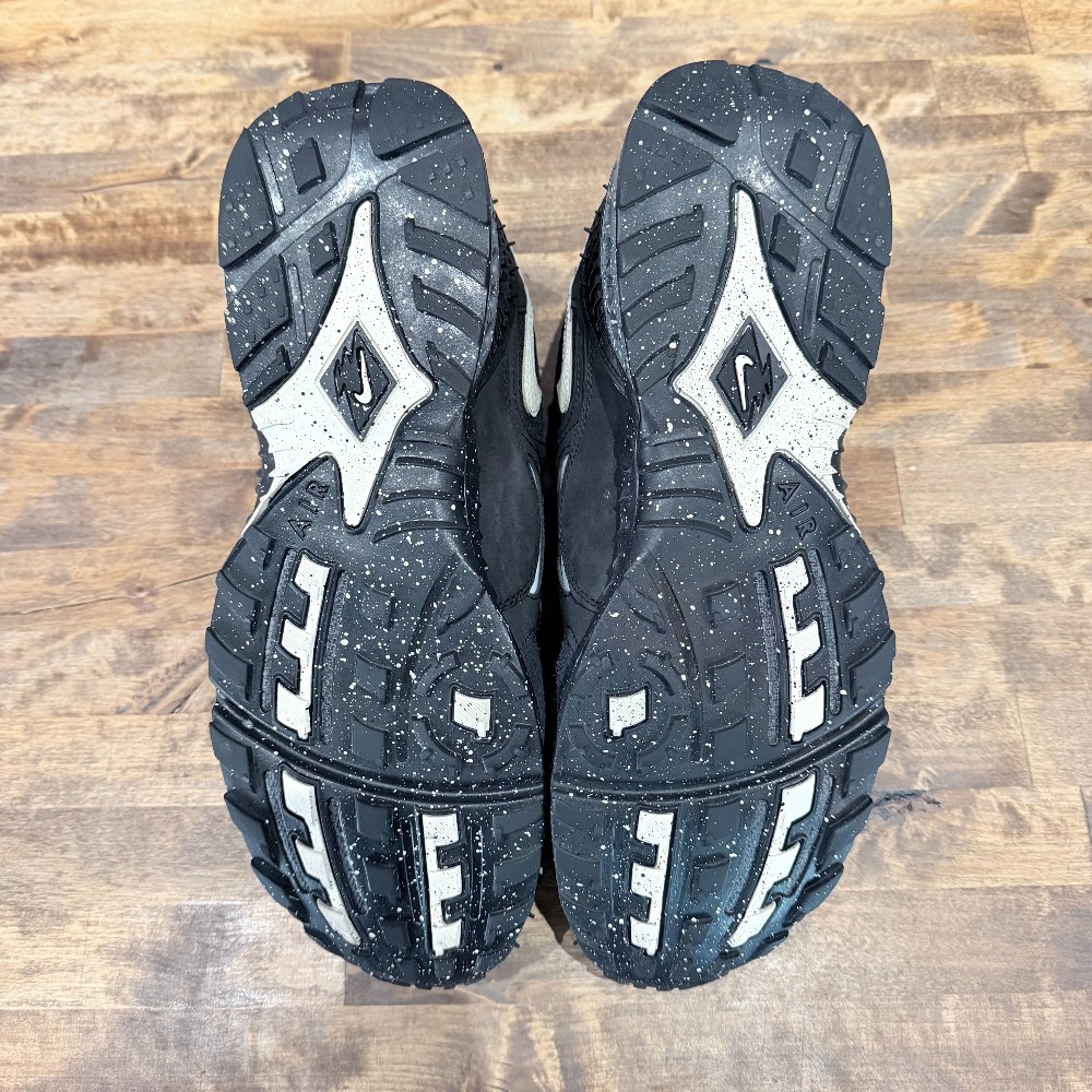 Nike x Undefeated Air Humara Black (NO BOX) - Size 11.5