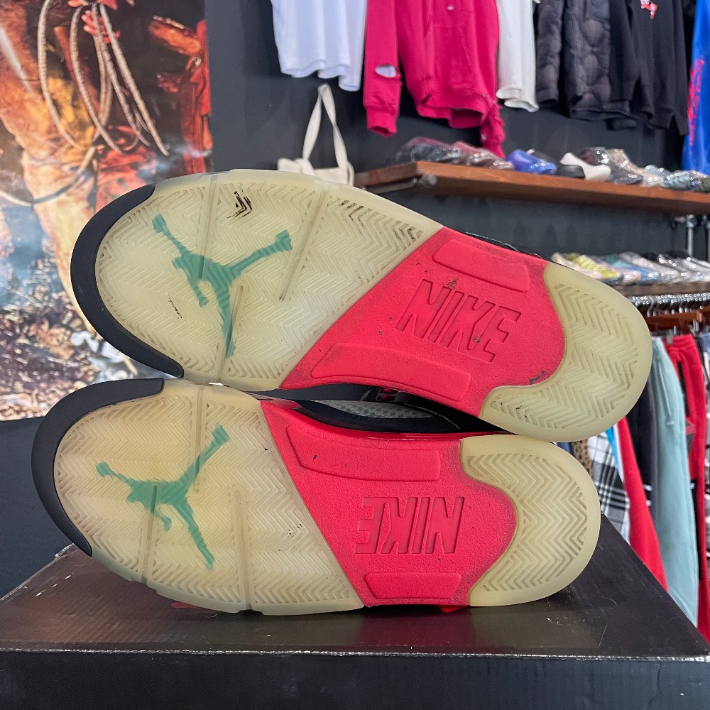 Jordan 5 Retro Top 3 (Missing Lace Locks) - Size 10