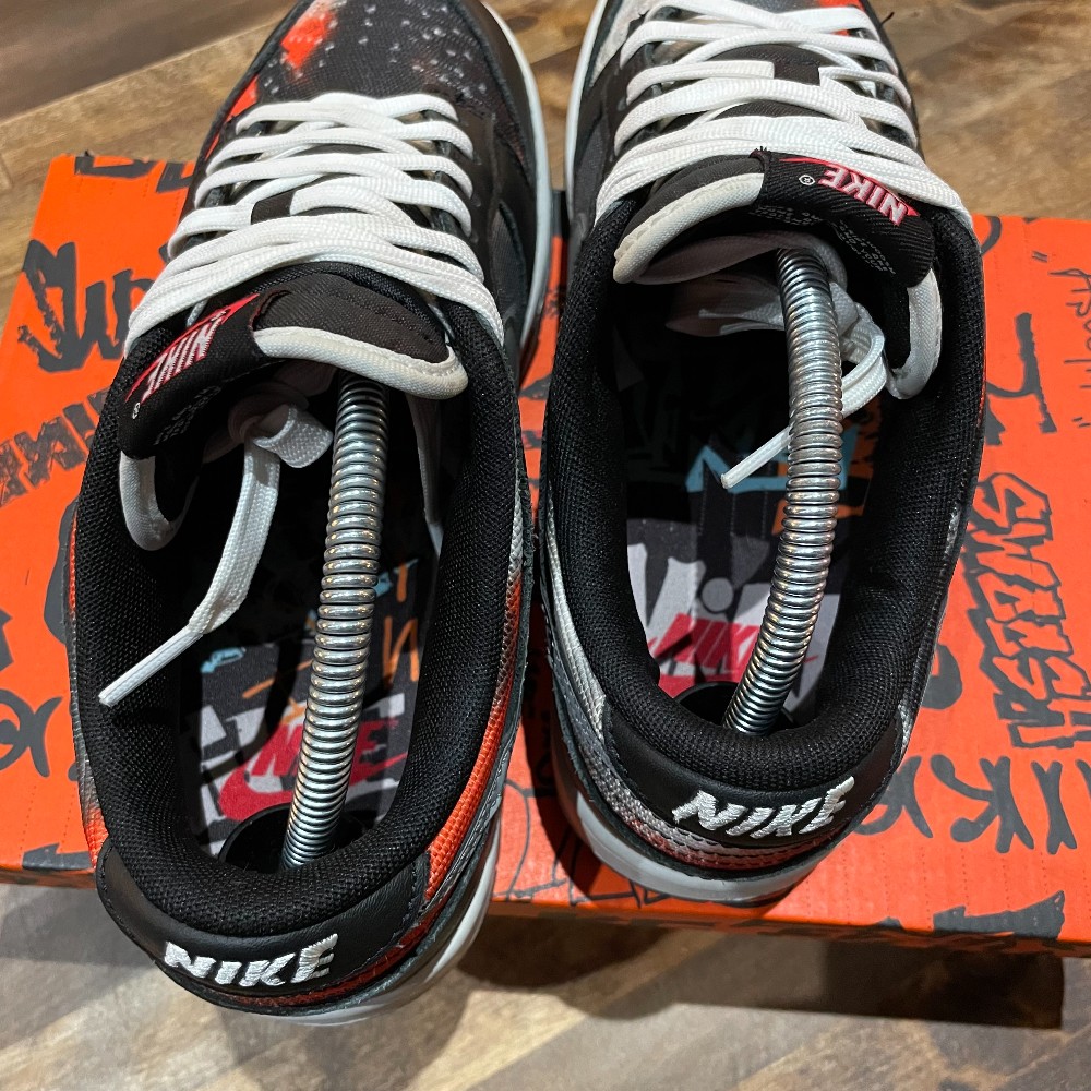 Nike Dunk Low Graffiti Black Red - Size 8.5