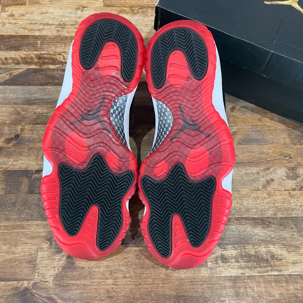 Jordan 11 Low Bred (2015) - Size 10.5