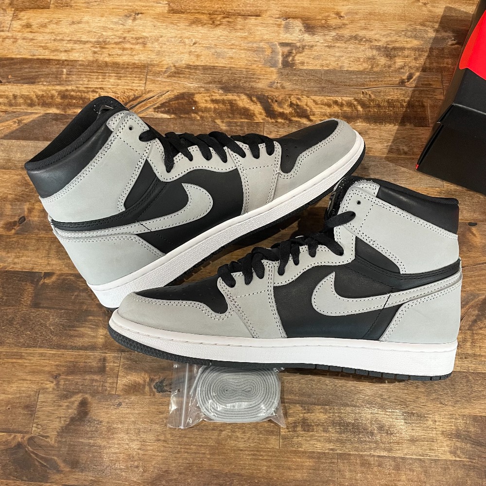 Jordan 1 OG Shadow 2.0 - Size 8.5