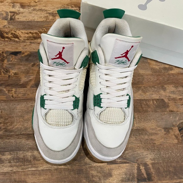 Jordan 4 SB Pine Green - Size 10