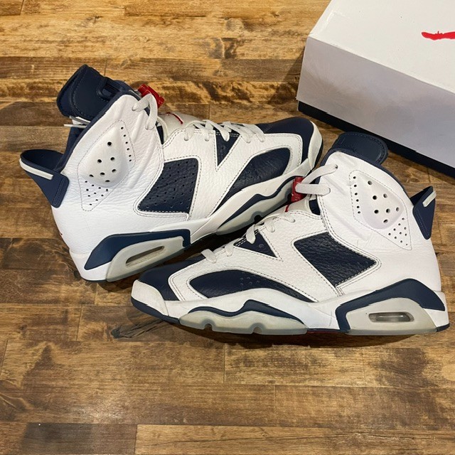 Jordan 6 Retro Olympic (2024) - Size 9