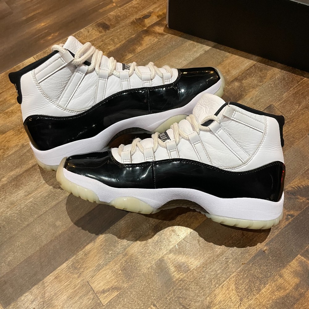 Jordan 11 Retro Gratitude - Size 9.5