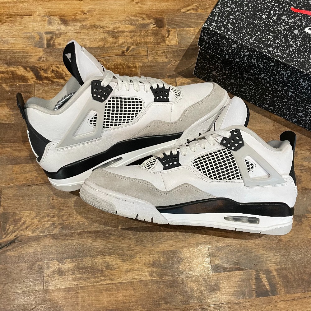 Jordan 4 Retro Military Black - Size 9.5
