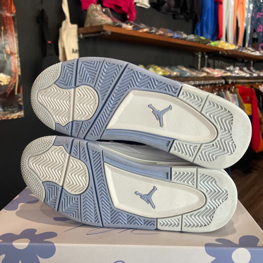 Jordan 4 Retro Women's Forget Me Not - Size 7.5W