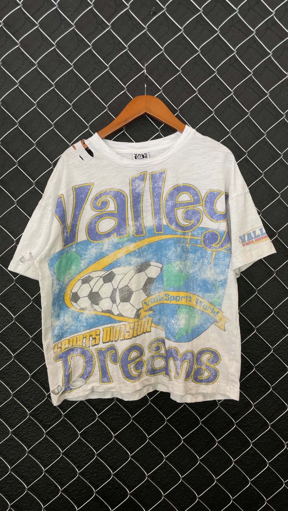 Valley Dreams Soccer Tee - M
